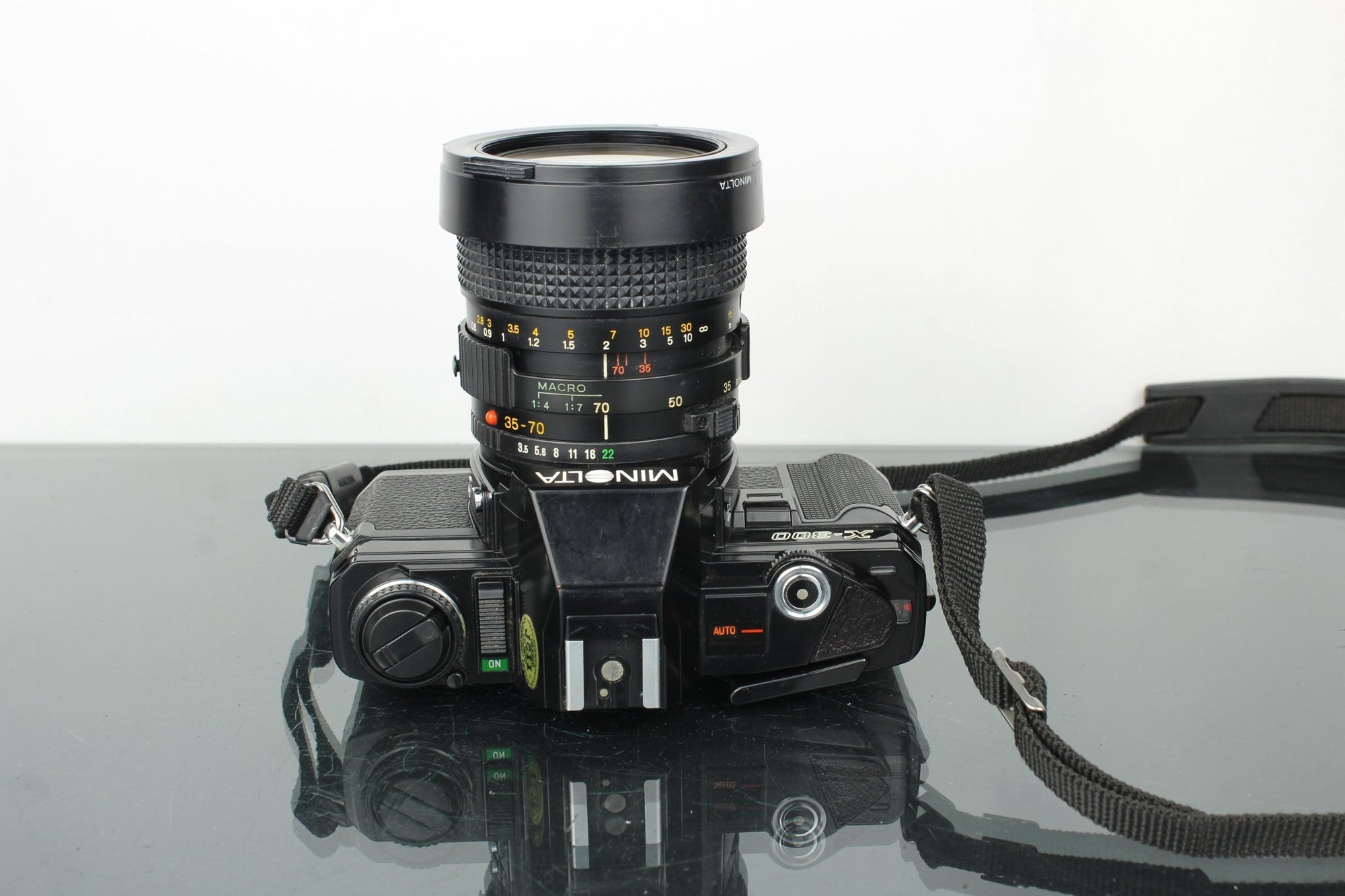 Minolta X - 300 + MD Zoom 35 - 70mm 1:3.5 lens - Dutch|Thrift