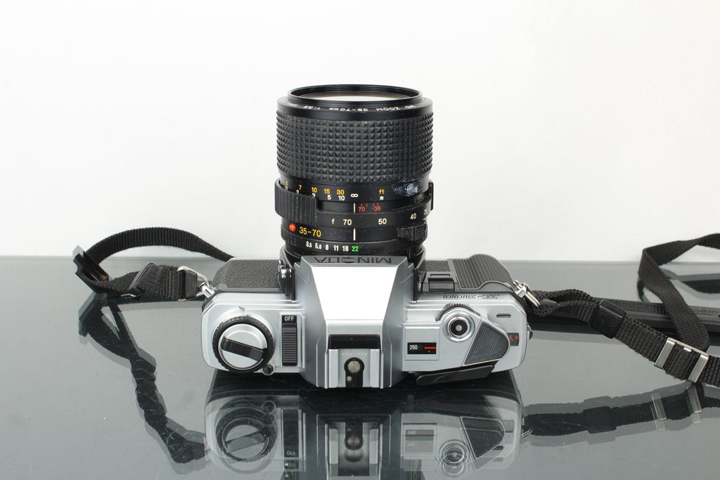 Minolta X - 300 + Minolta MD 35 - 70mm 1:3.5 lens - Dutch|Thrift