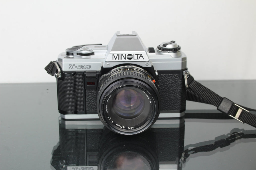 Minolta X - 300 + Minolta MD 50mm 1:1.7 lens - Dutch|Thrift