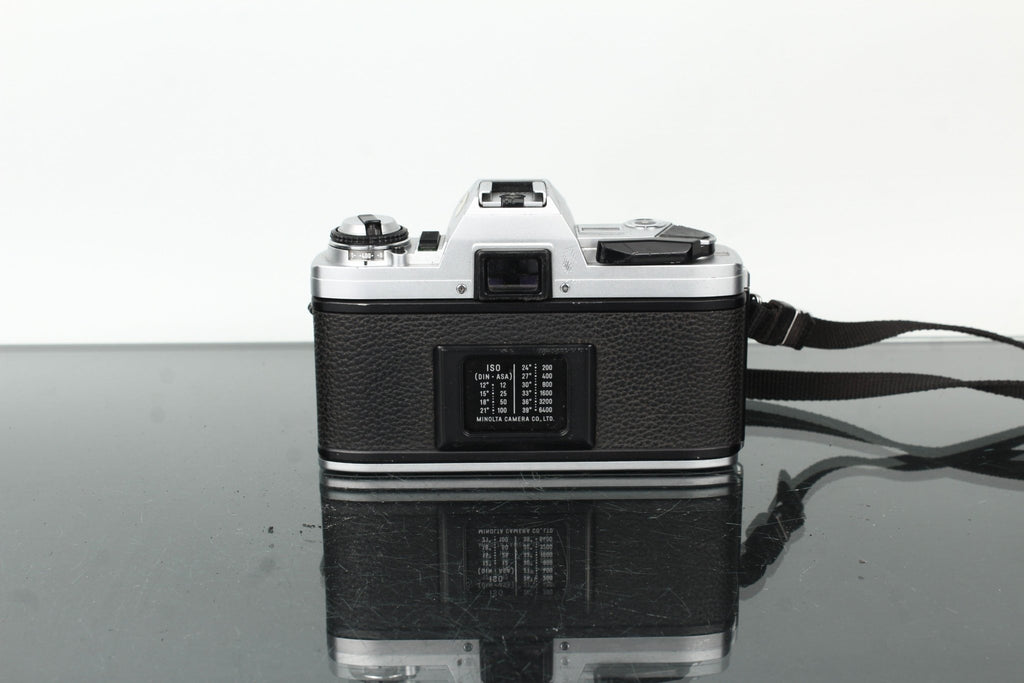 Minolta X - 300 + Minolta Rokkor 50mm f/1.7 - Dutch|Thrift