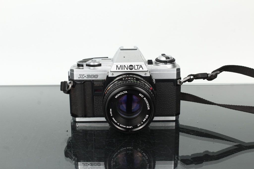 Minolta X - 300 + Minolta Rokkor 50mm f/1.7 - Dutch|Thrift