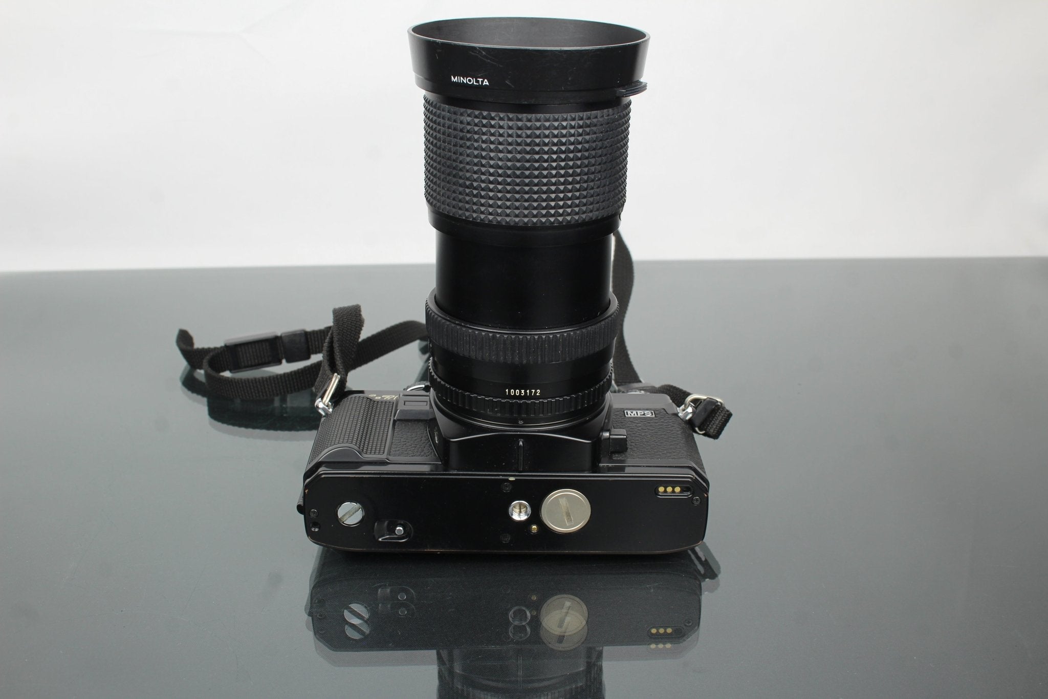 Minolta X-700 + MD 28-85mm f/3.5-4.5 Minolta lens – Dutch|Thrift