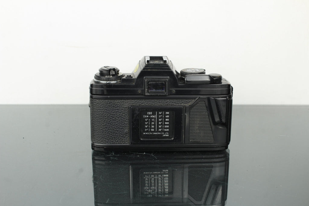 Minolta X - 700 MPS + Minolta MD 135mm 1:2.8 lens - Dutch|Thrift