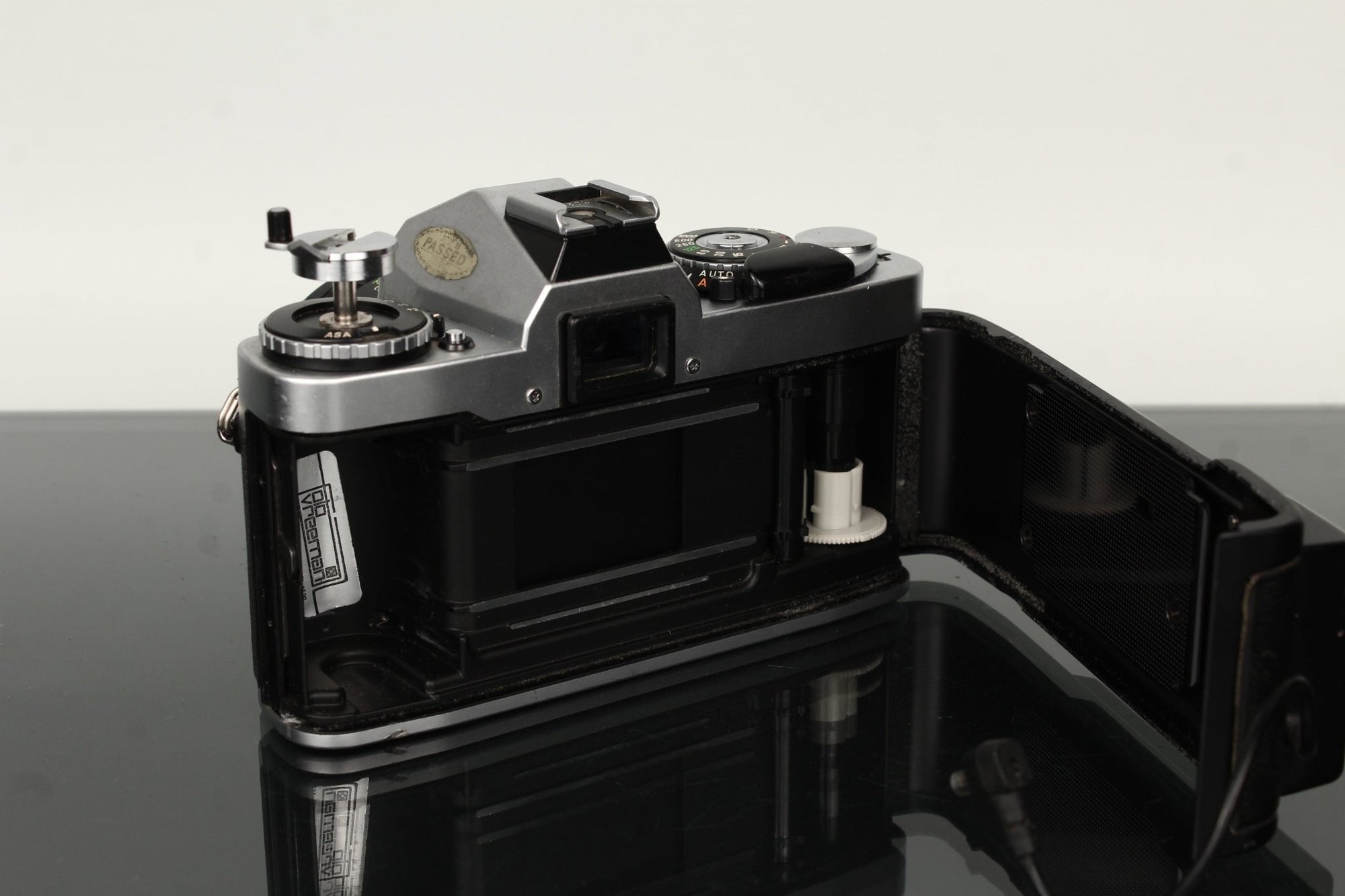 Minolta XD5 Minolta MD Rokkor 50mm f/1.7 - Dutch|Thrift