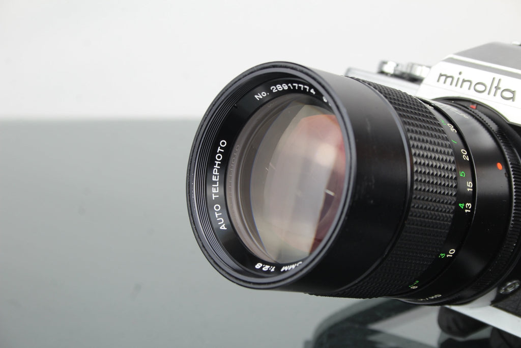 Minolta XG 1 + Vivitar 135mm f/2.8 lens - Dutch|Thrift