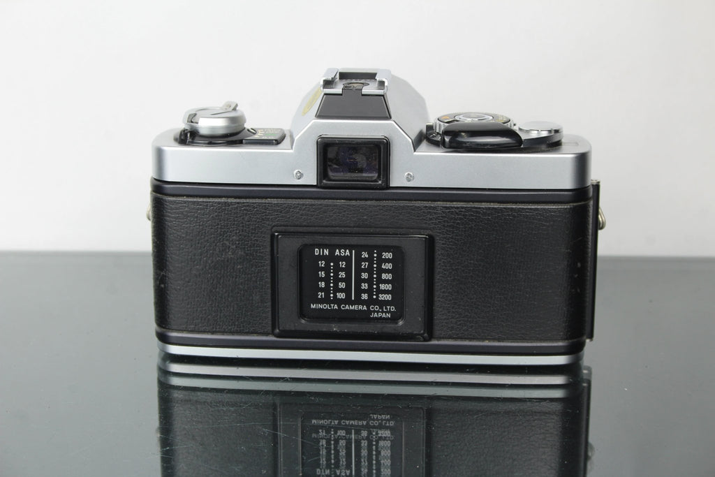 Minolta XG - 9 + 50mm 1.7 MD lens - Dutch|Thrift