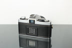 Minolta XG 9 + Minolta MD 28 - 70mm 1:3.5 - 4.8 lens - Dutch|Thrift
