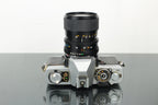 Minolta XG 9 + Minolta MD 28 - 70mm 1:3.5 - 4.8 lens - Dutch|Thrift
