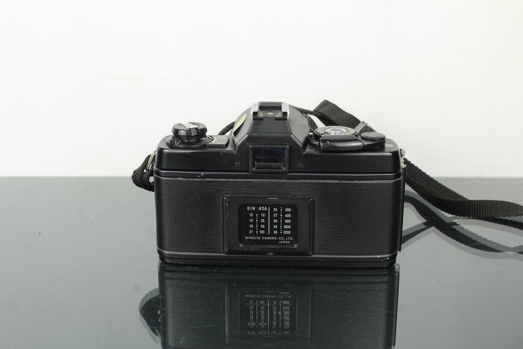 Minolta XG - E + Minolta MD 35 - 70mm 1:3.5 lens - Dutch|Thrift