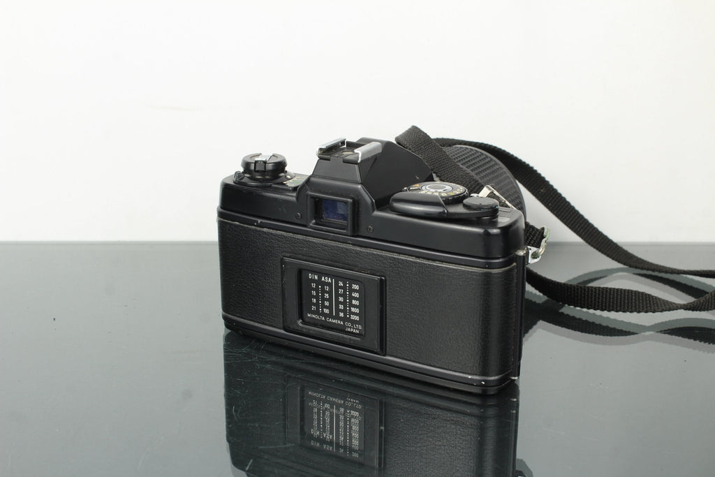 Minolta XG - E + Minolta MD 35 - 70mm 1:3.5 lens - Dutch|Thrift