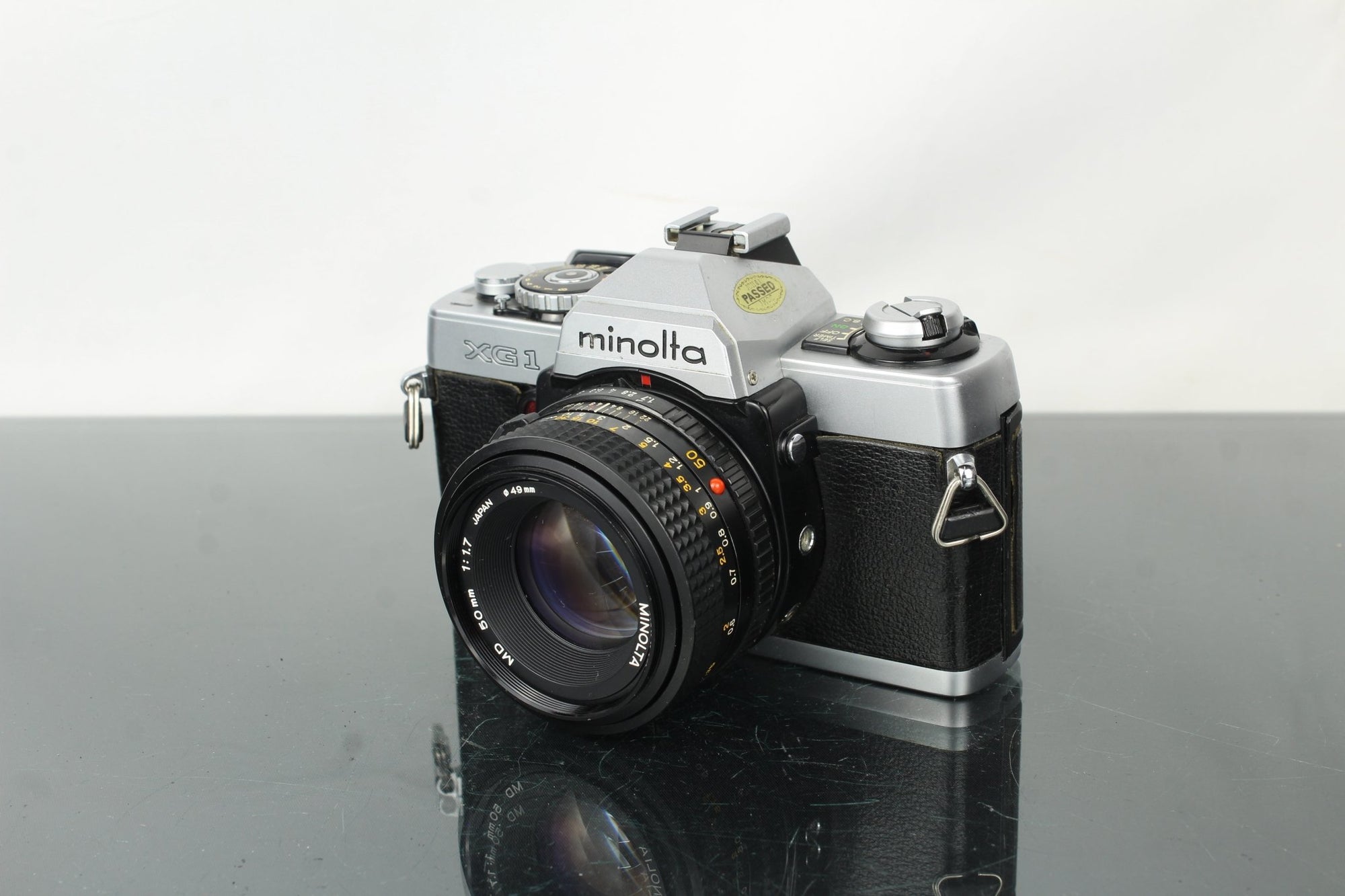 Minolta XG1 + 50mm 1.7 Minolta MD lens - Dutch|Thrift