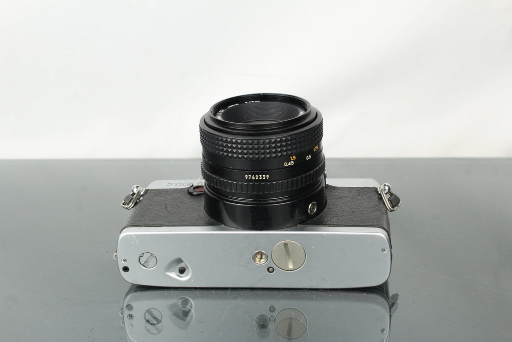 Minolta XG1 + 50mm 1.7 Minolta MD lens - Dutch|Thrift