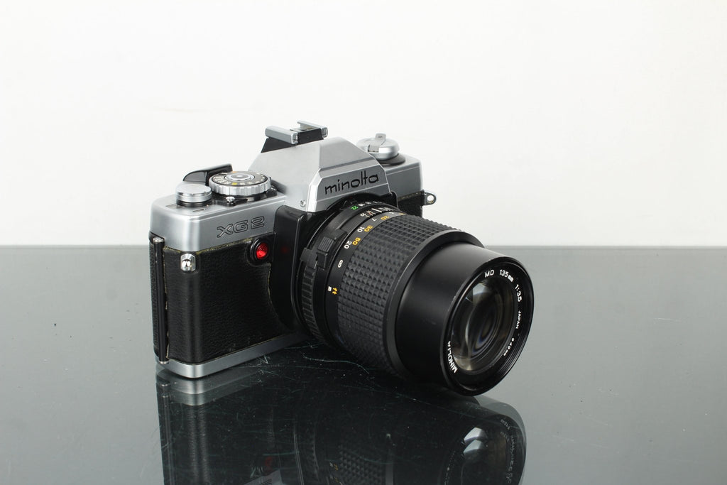 Minolta XG2 + Minolta MD 135mm 1:3.5 lens - Dutch|Thrift