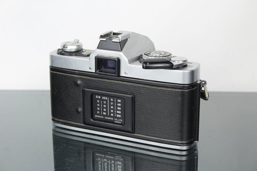 Minolta XG9 + 50mm 1.7 Minolta lens - Dutch|Thrift