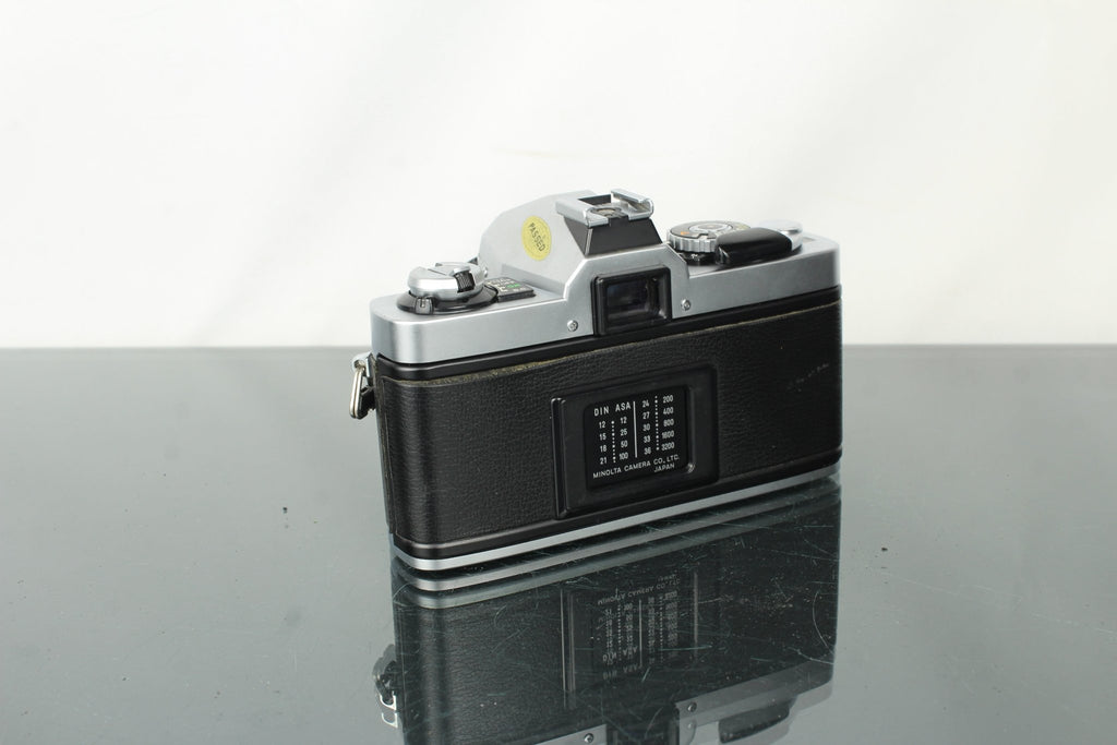 Minolta XG9 + 50mm 1.7 Minolta MD lens - Dutch|Thrift