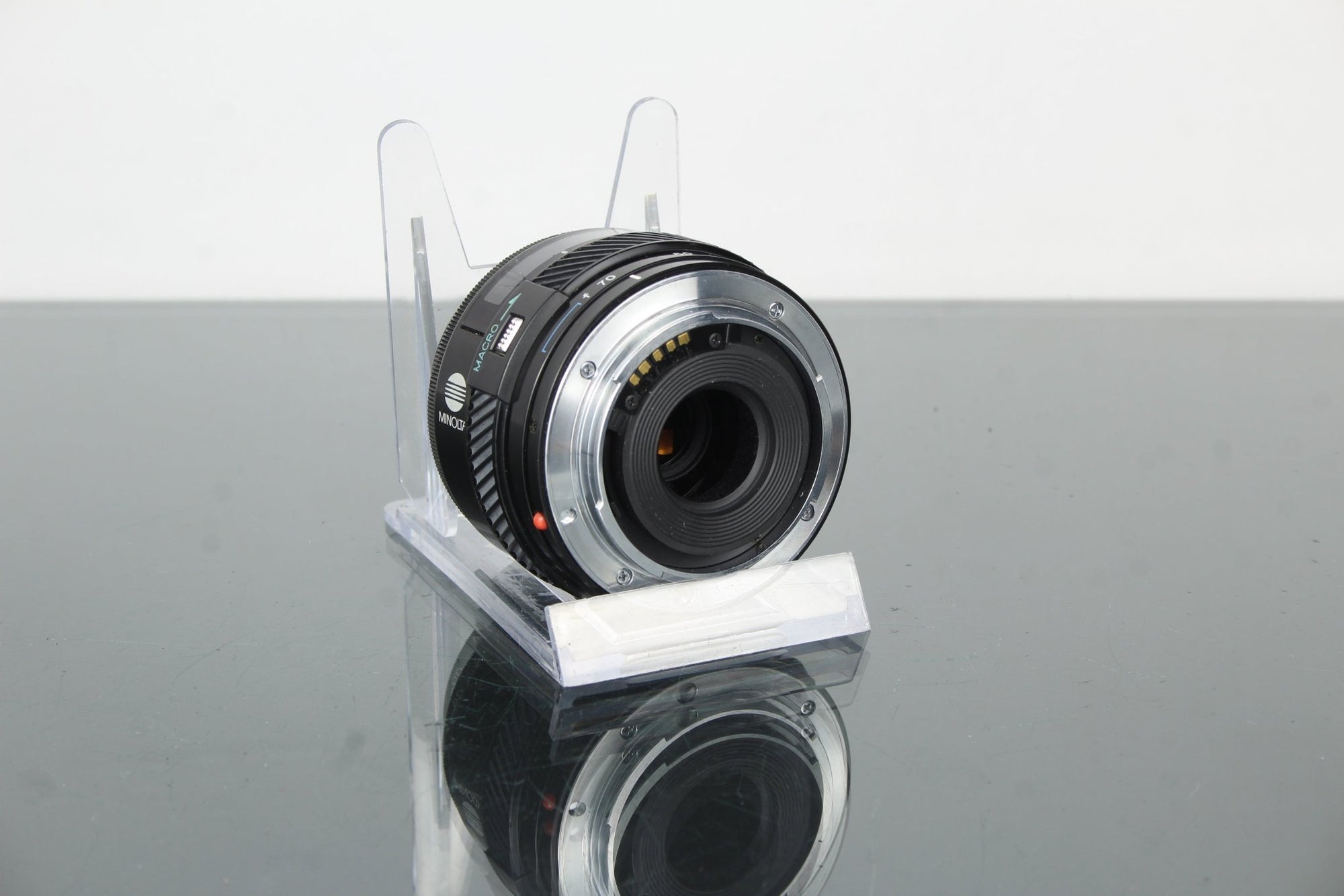 Minolta Zoom 35 - 70mm 1:4 A - Mount lens - Dutch|Thrift