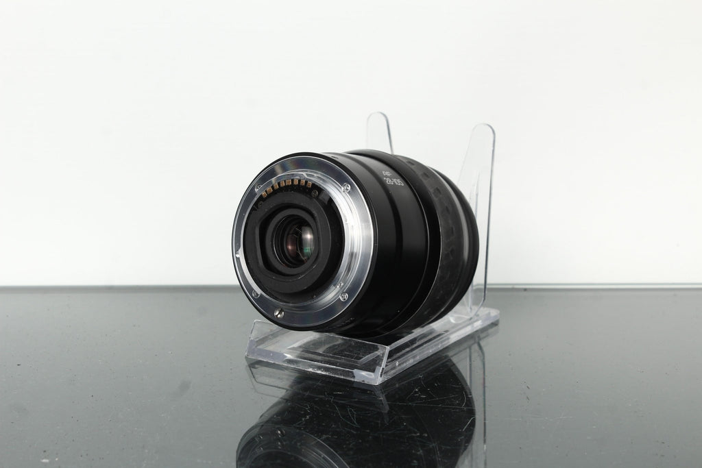 Minolta Zoom XI AF 28 - 105mm - Dutch|Thrift