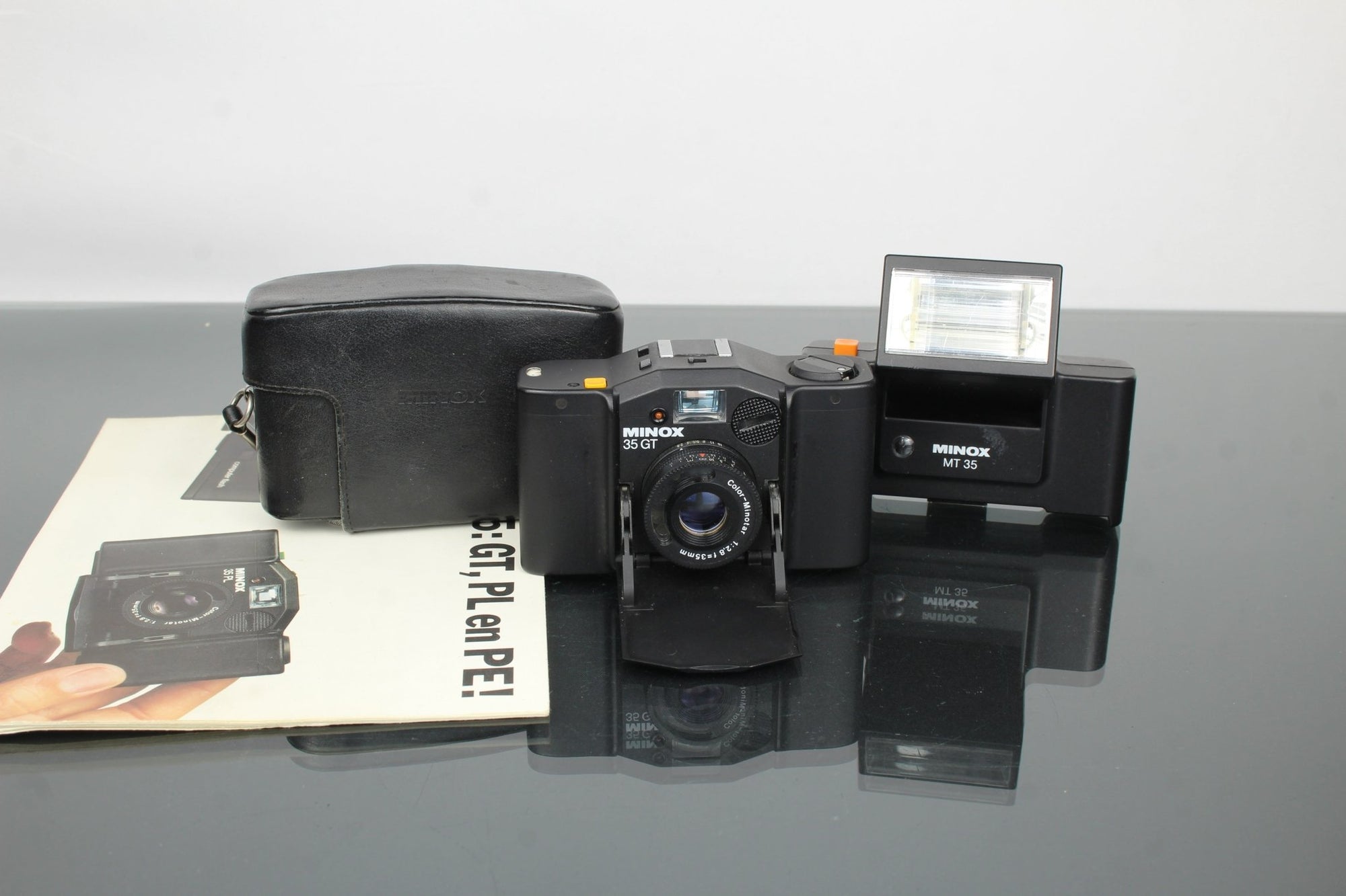 Minox 35 GT + Flash MT 35 - Dutch|Thrift