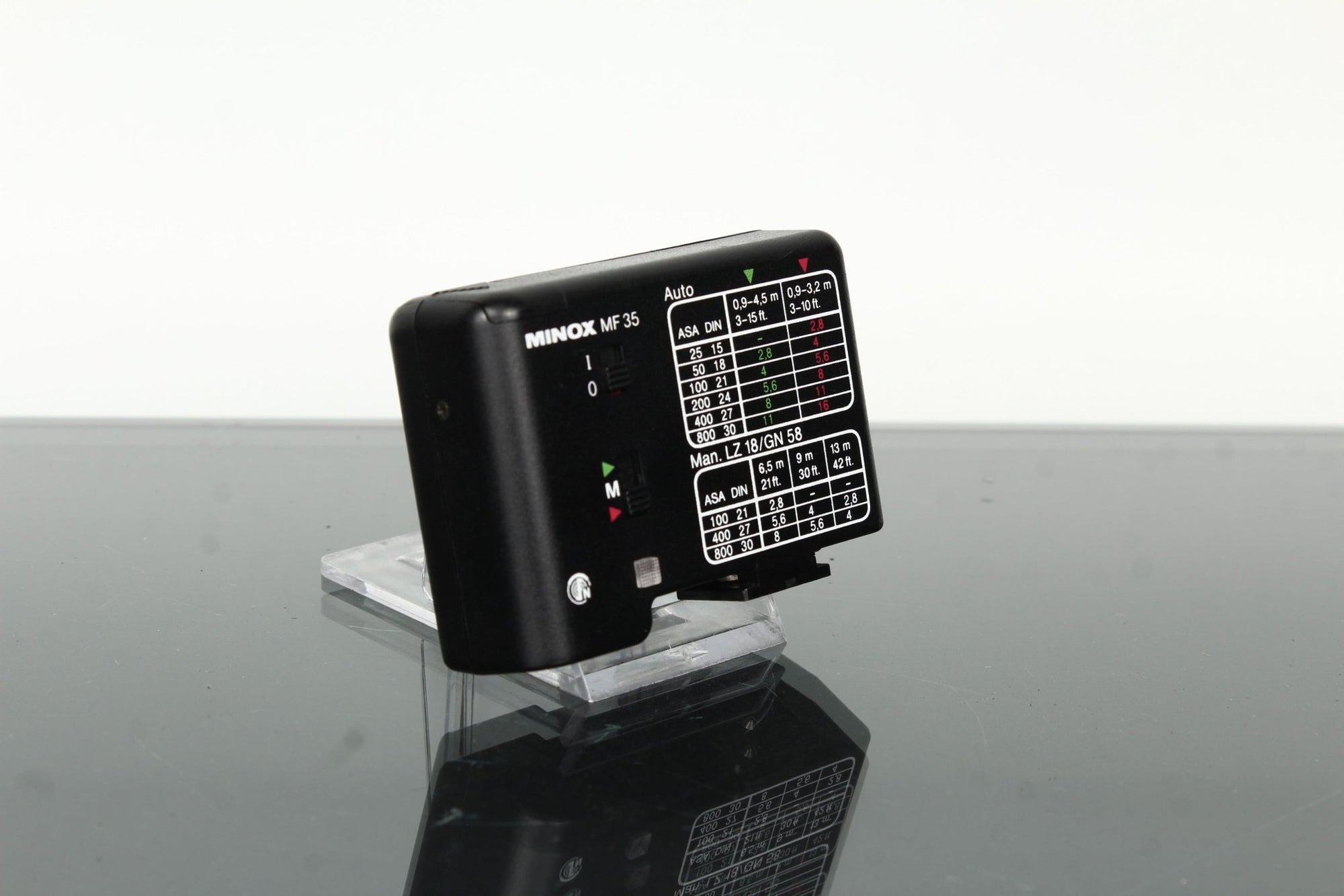 Minox MF 35 Flitser - Dutch|Thrift