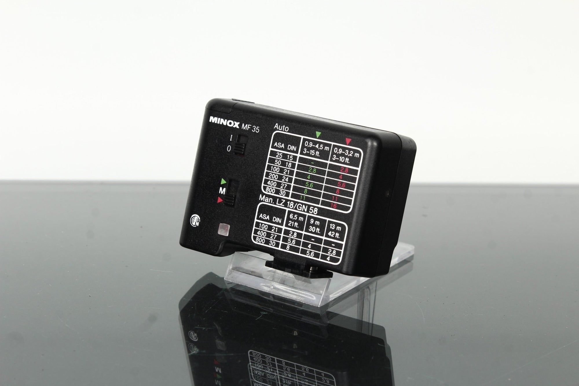 Minox MF 35 Flitser - Dutch|Thrift