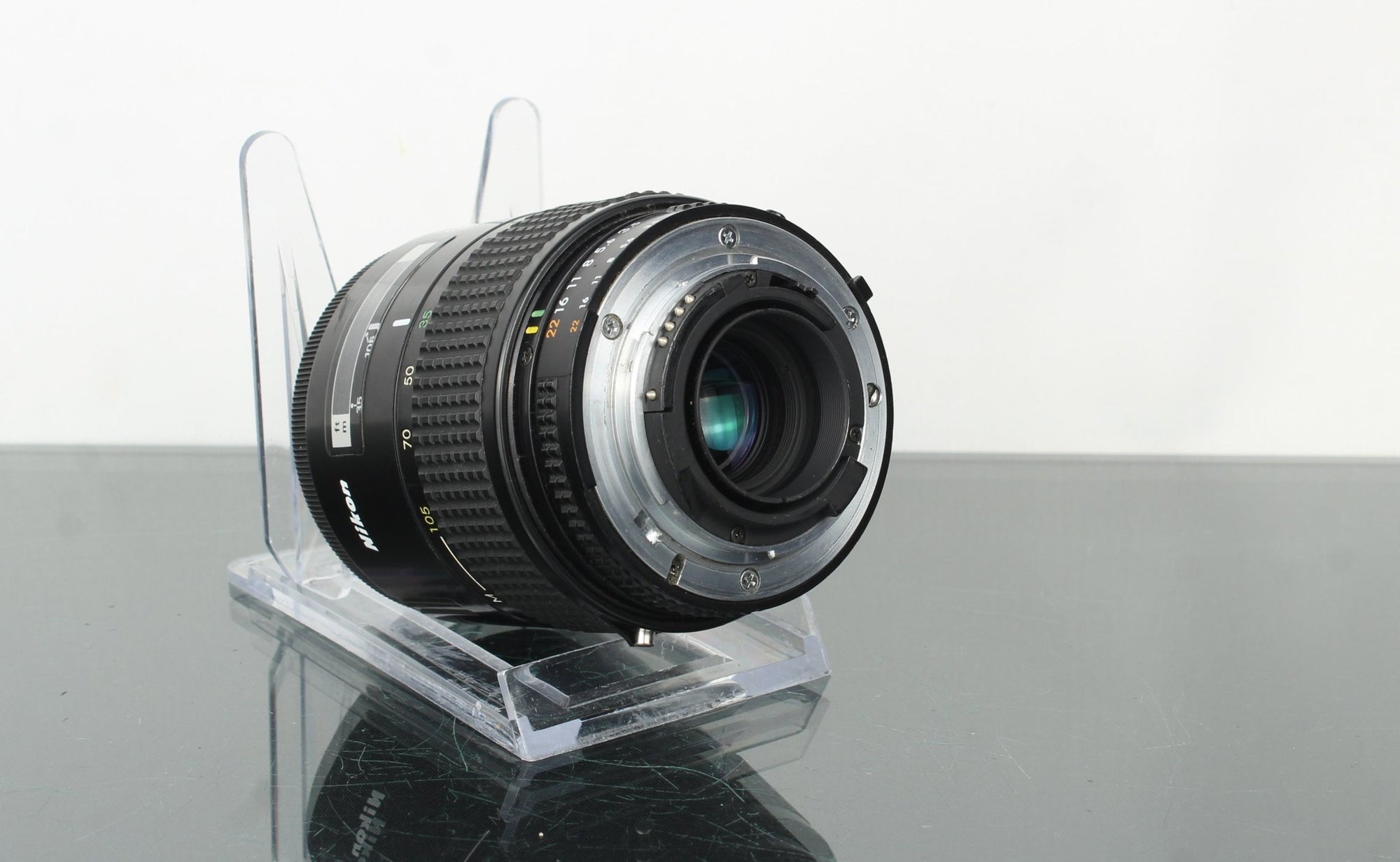 Nikkor AF 35 - 105mm 1:3.5 - 4.5 Nikon AF Mount - Dutch|Thrift