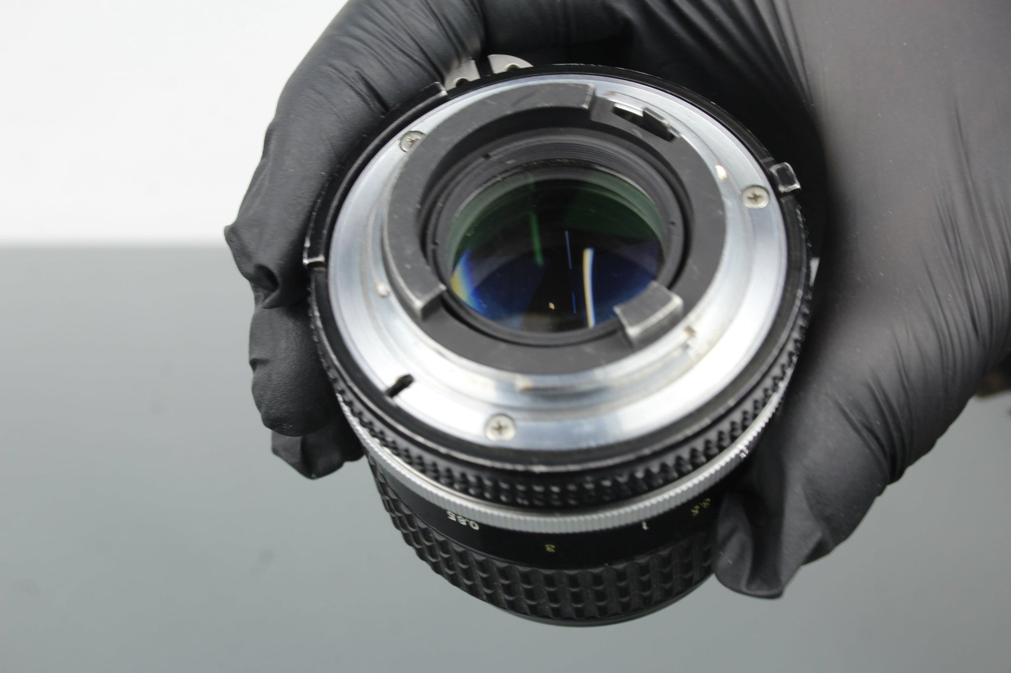 Nikkor F 85mm f/2 Nikon F - Mount - Dutch|Thrift