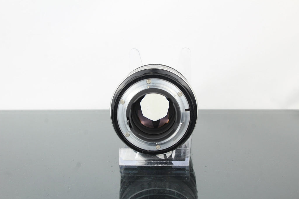 Nikkor Q 1:2.8 F=135mm F - mount lens - Dutch|Thrift