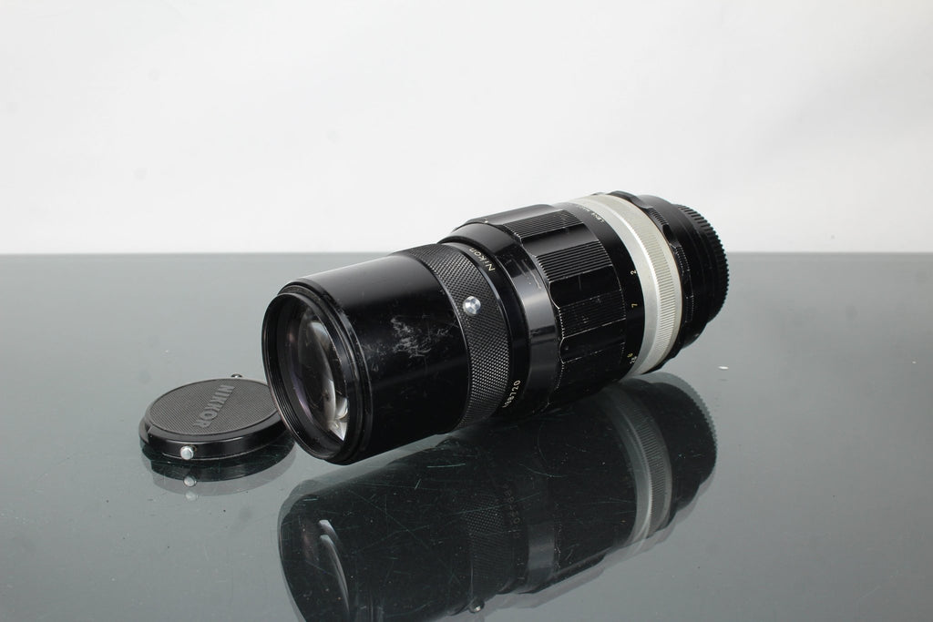 Nikkor - Q 1:4 F=200mm + Nikon F - mount - Dutch|Thrift