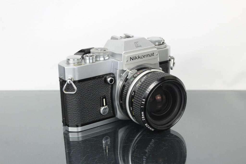Nikkormat EL + 28mm 1:3.5 Nikkor lens - Dutch|Thrift