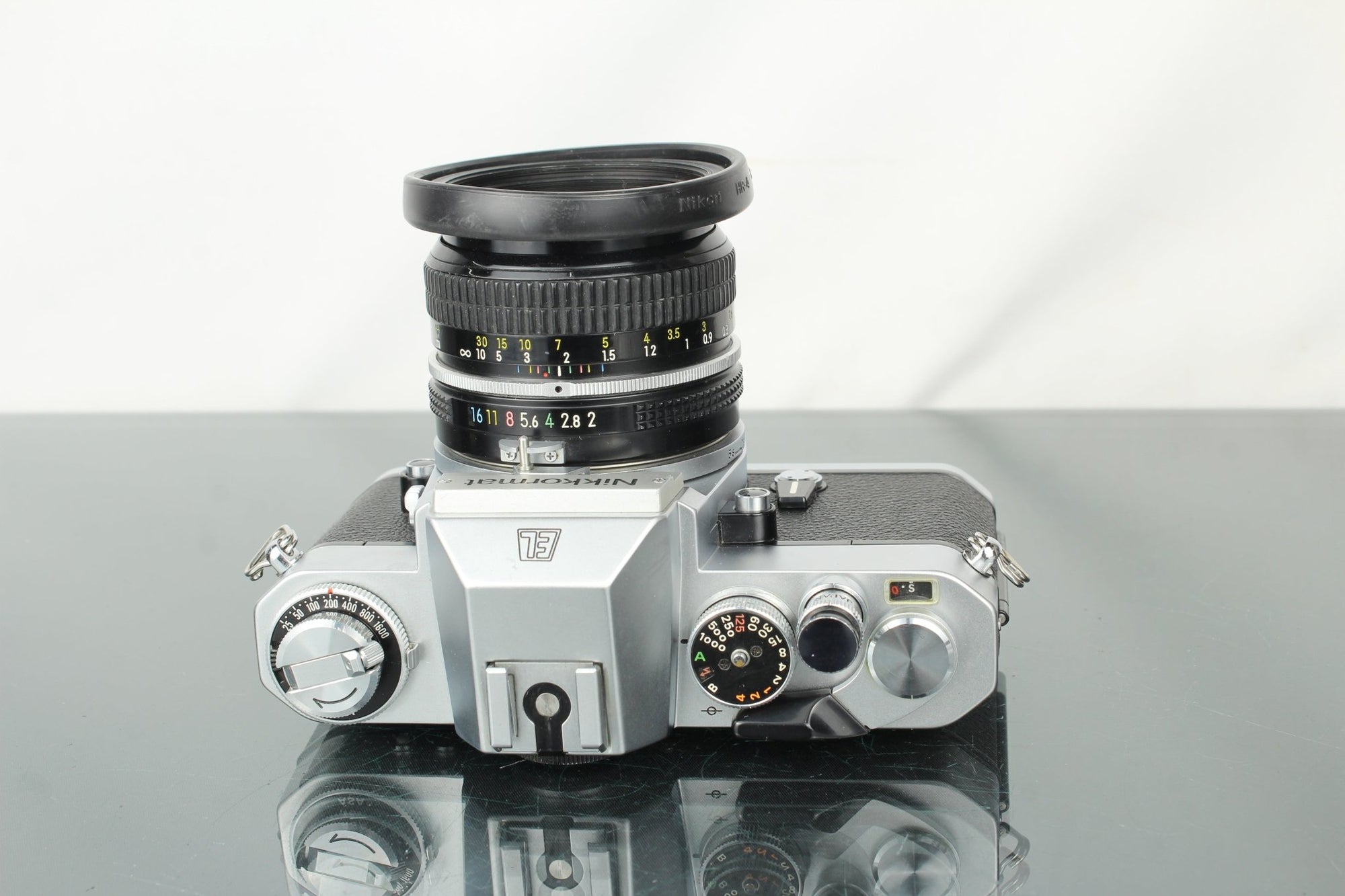 Nikkormat EL + 50mm 1:2 Nikon lens - Dutch|Thrift