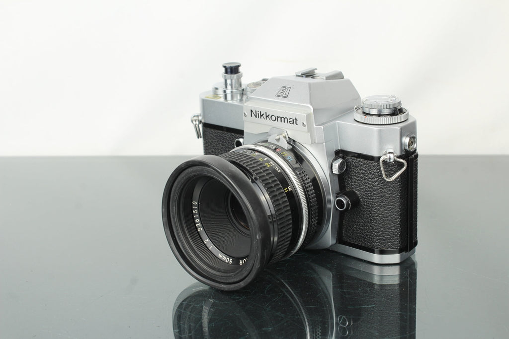 Nikkormat EL + 50mm 1:2 Nikon lens - Dutch|Thrift