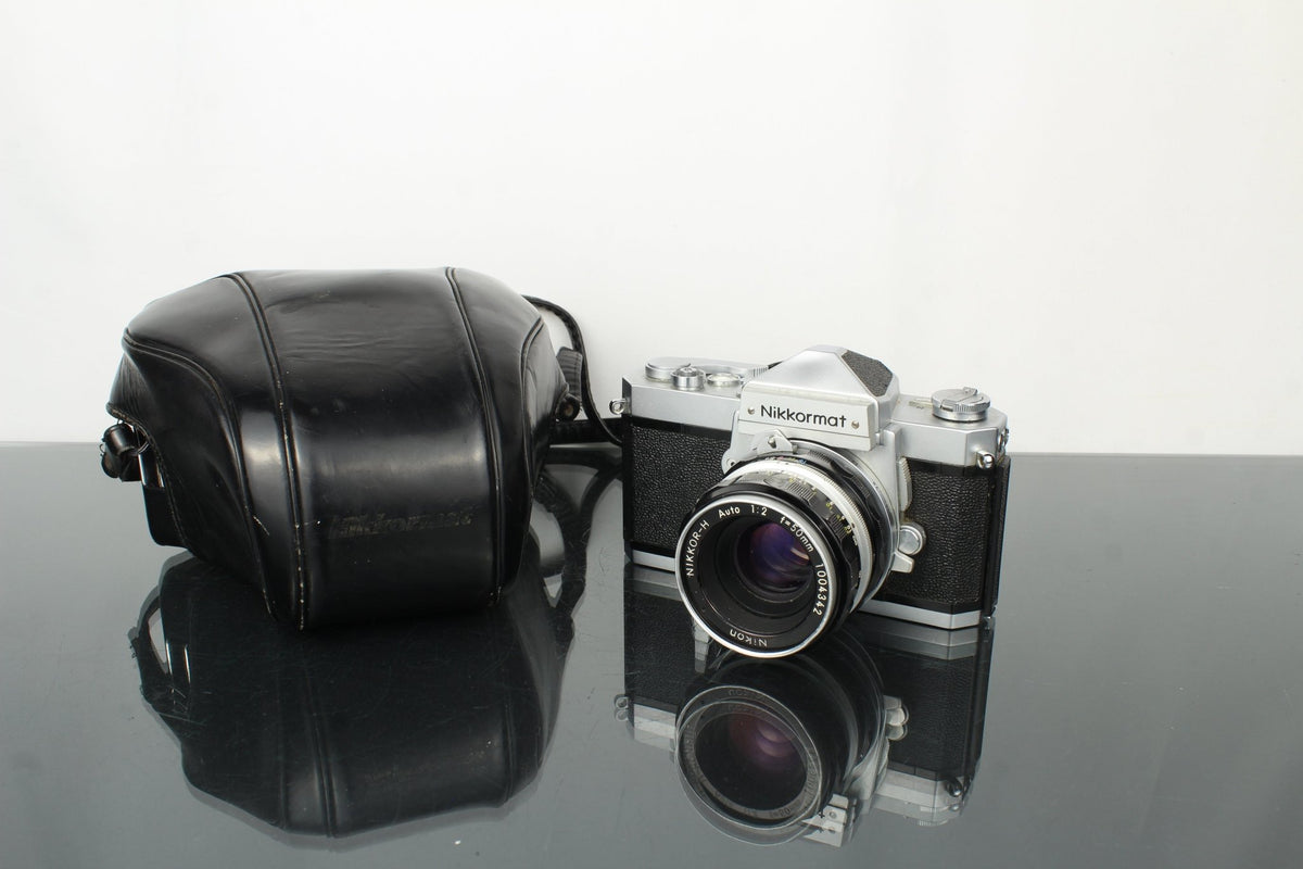 Nikkormat FT + 50mm 1:2 Nikkor lens - Dutch|Thrift