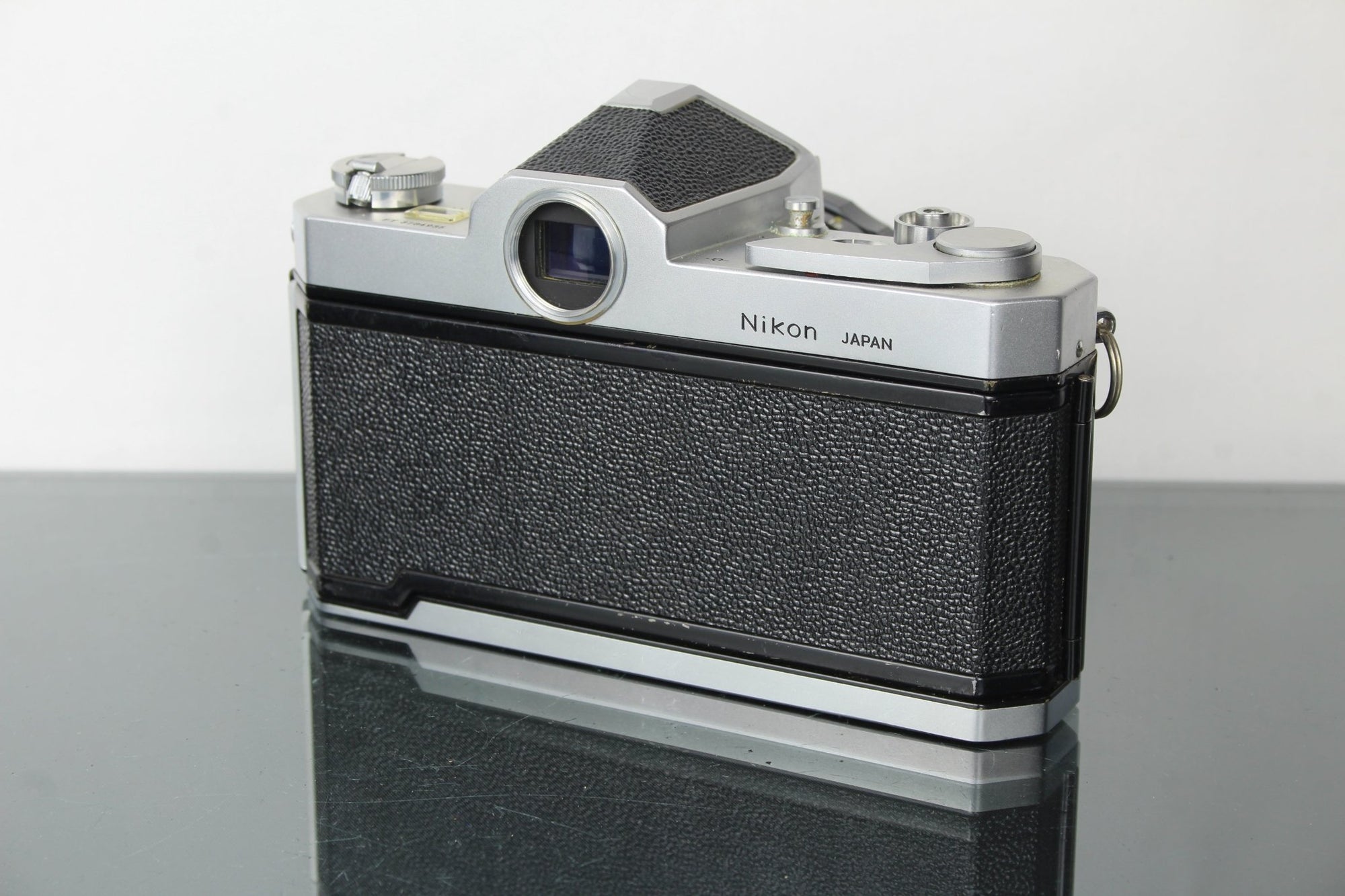 Nikkormat FT + 50mm 1.4 Nikkor S lens - Dutch|Thrift