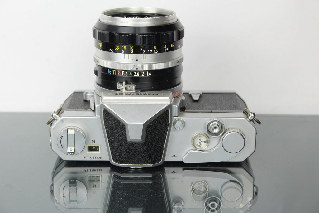 Nikkormat FT + 50mm 1.4 Nikkor S lens - Dutch|Thrift
