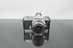 Nikkormat FT + Nikkor - H 28mm f/3.5 - Dutch|Thrift