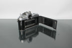 Nikkormat FT + Nikkor - H 28mm f/3.5 - Dutch|Thrift