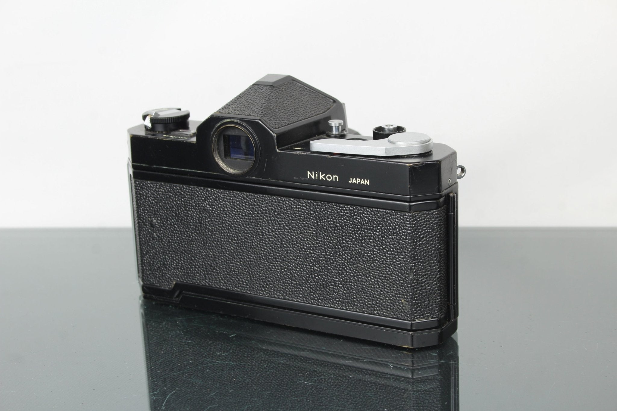 Nikkormat FT + Nikkor HC Auto 50mm f2 lens – Dutch|Thrift