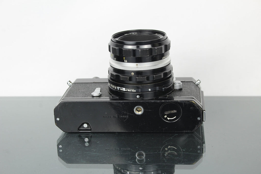 Nikkormat FT + Nikkor HC Auto 50mm f2 lens - Dutch|Thrift
