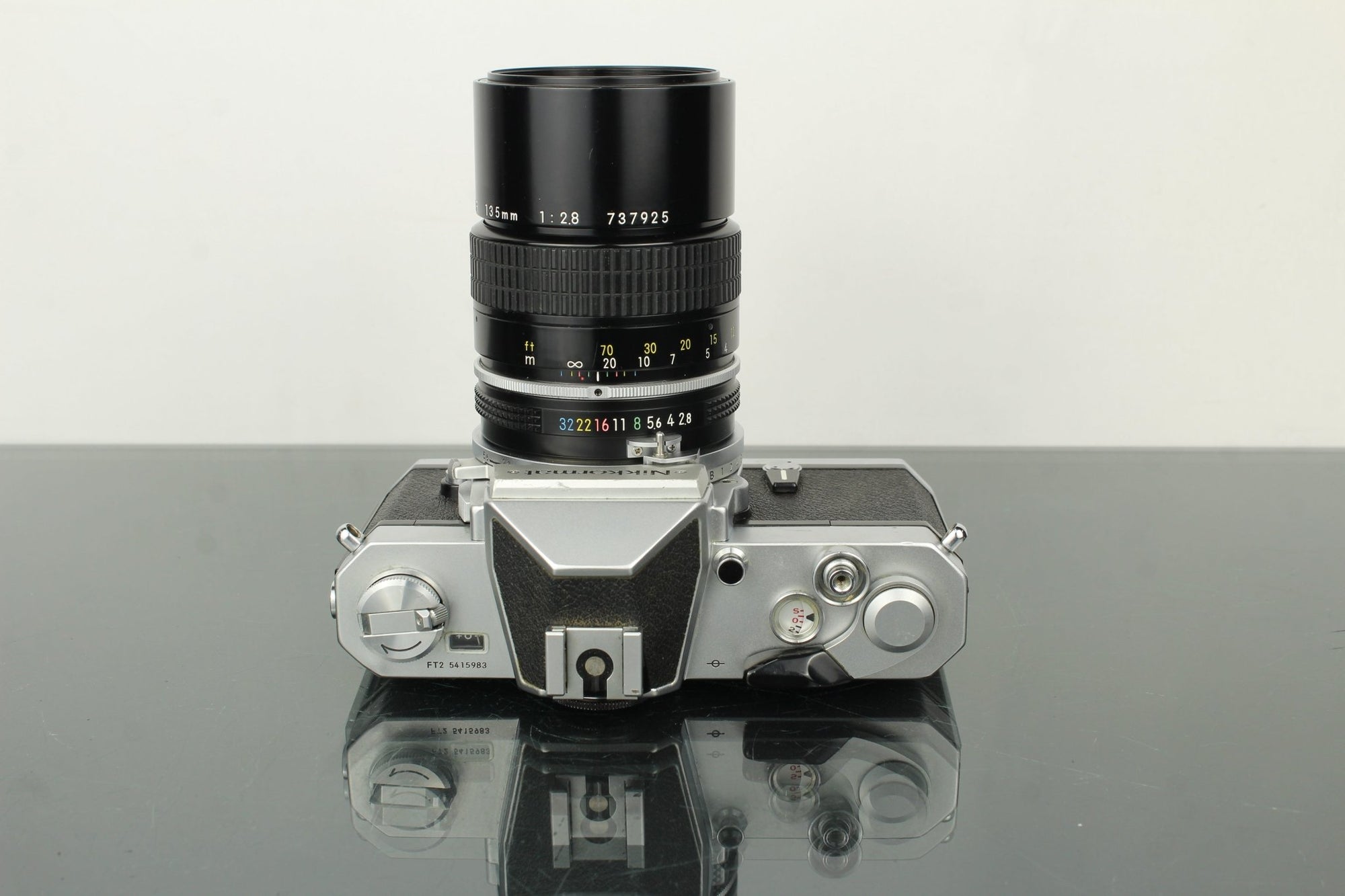Nikkormat FT2 + 135mm 1:2.8 Nikkor lens - Dutch|Thrift