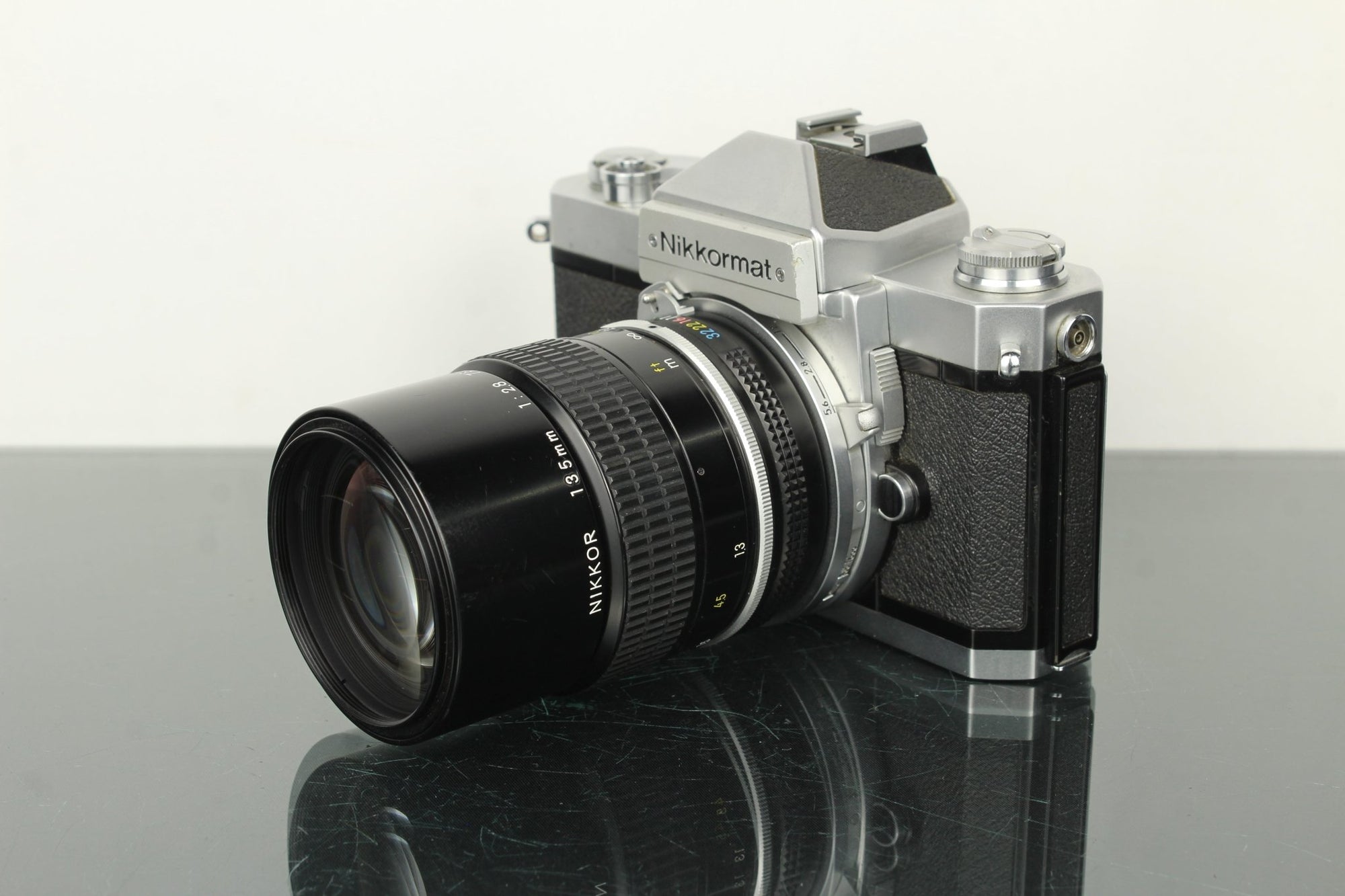 Nikkormat FT2 + 135mm 1:2.8 Nikkor lens - Dutch|Thrift