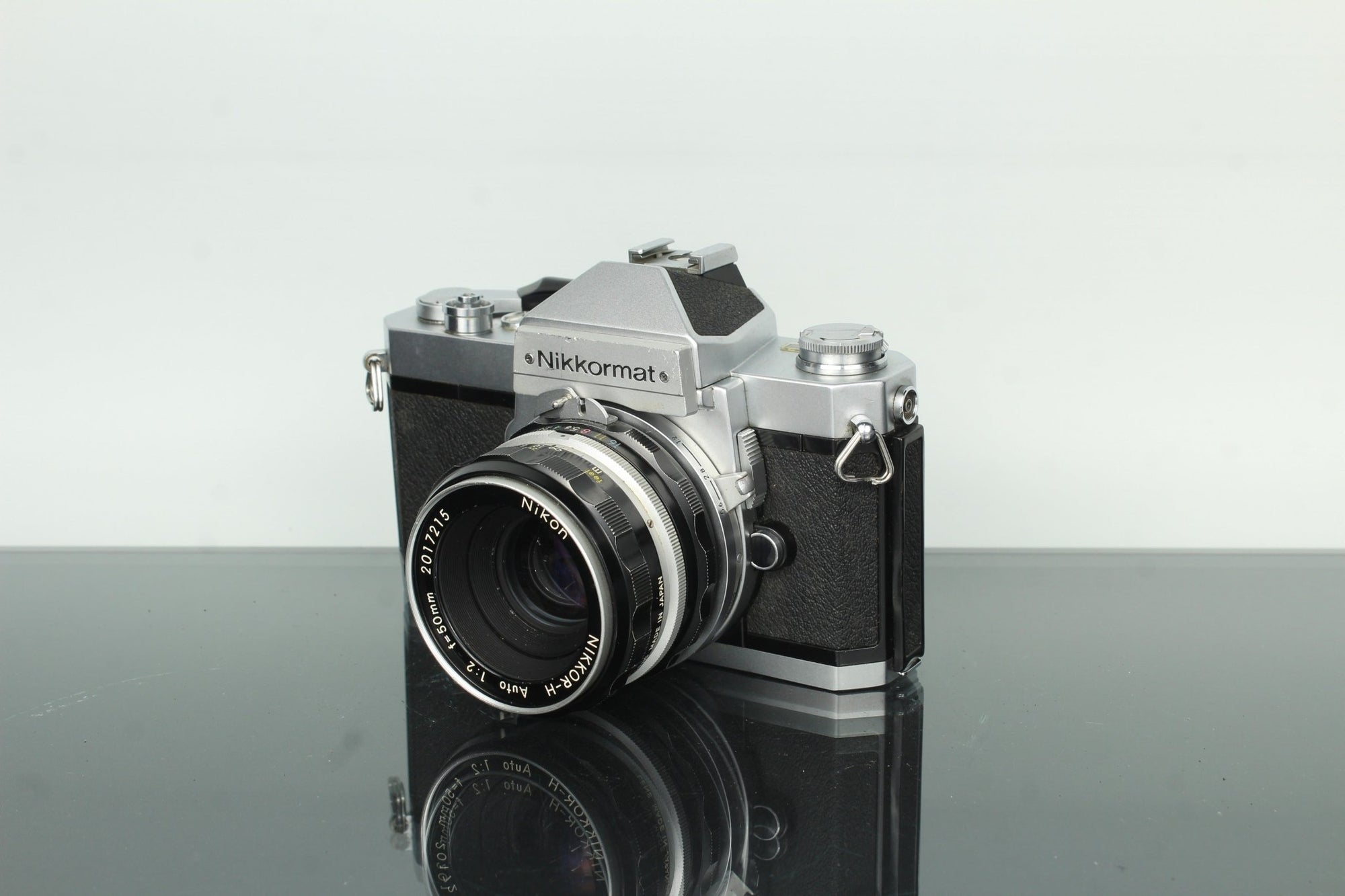 Nikkormat FT2 Nikkor - H Auto 50mm f/2 - Dutch|Thrift