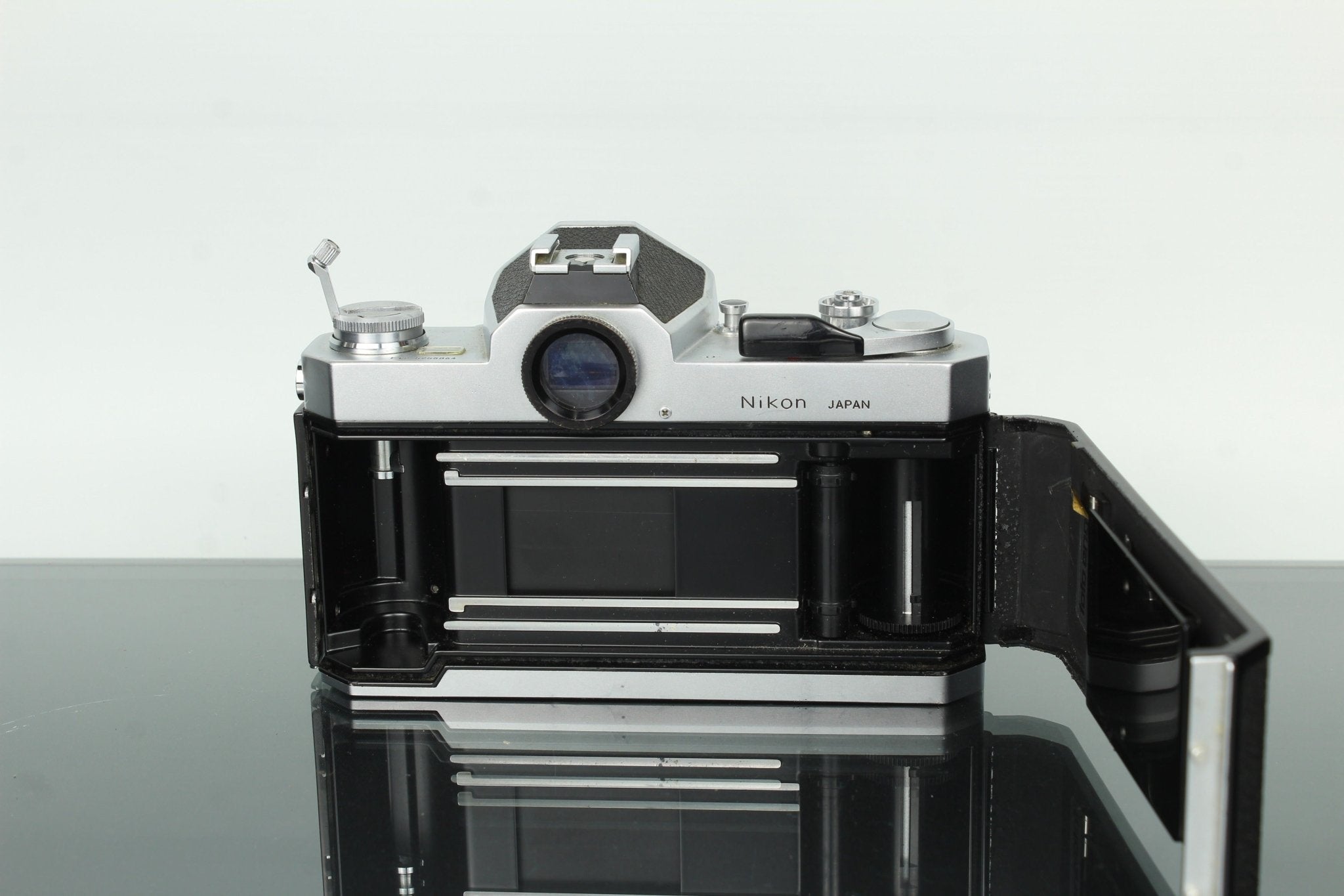 Nikon Nikkormat FT2 Film SLR Camera w/ NIKKOR-H Auto 50mm f/2