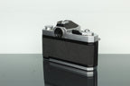 Nikkormat FT2 NIKKOR - H Auto 50mm f/2 - Dutch|Thrift