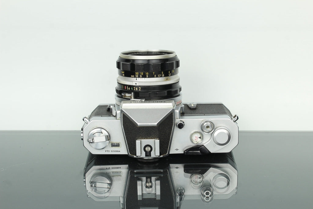 Nikkormat FT2 NIKKOR - H Auto 50mm f/2 - Dutch|Thrift