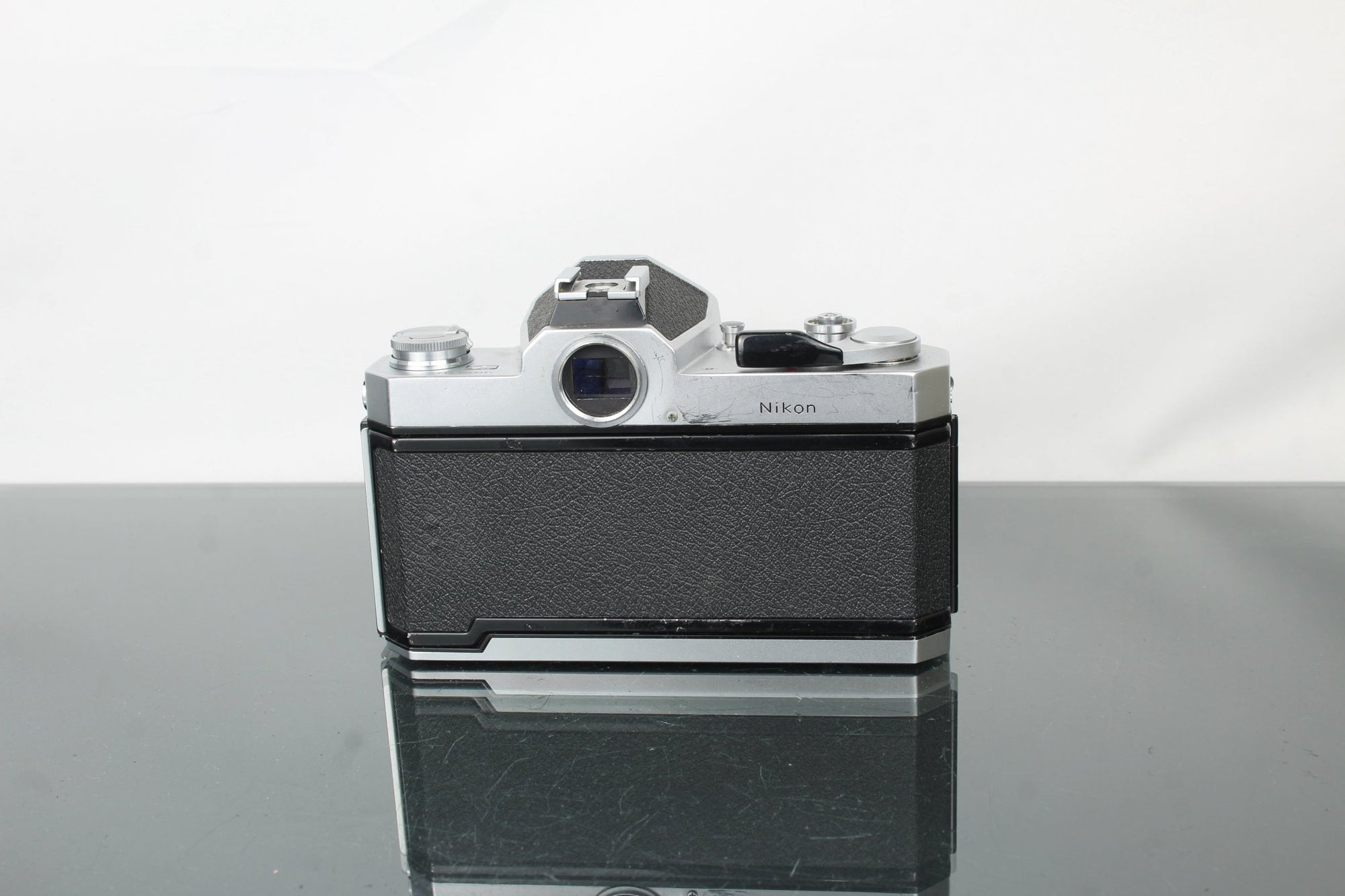 Nikkormat FT3 + Nikkor AI 135mm 2.8 lens - Dutch|Thrift