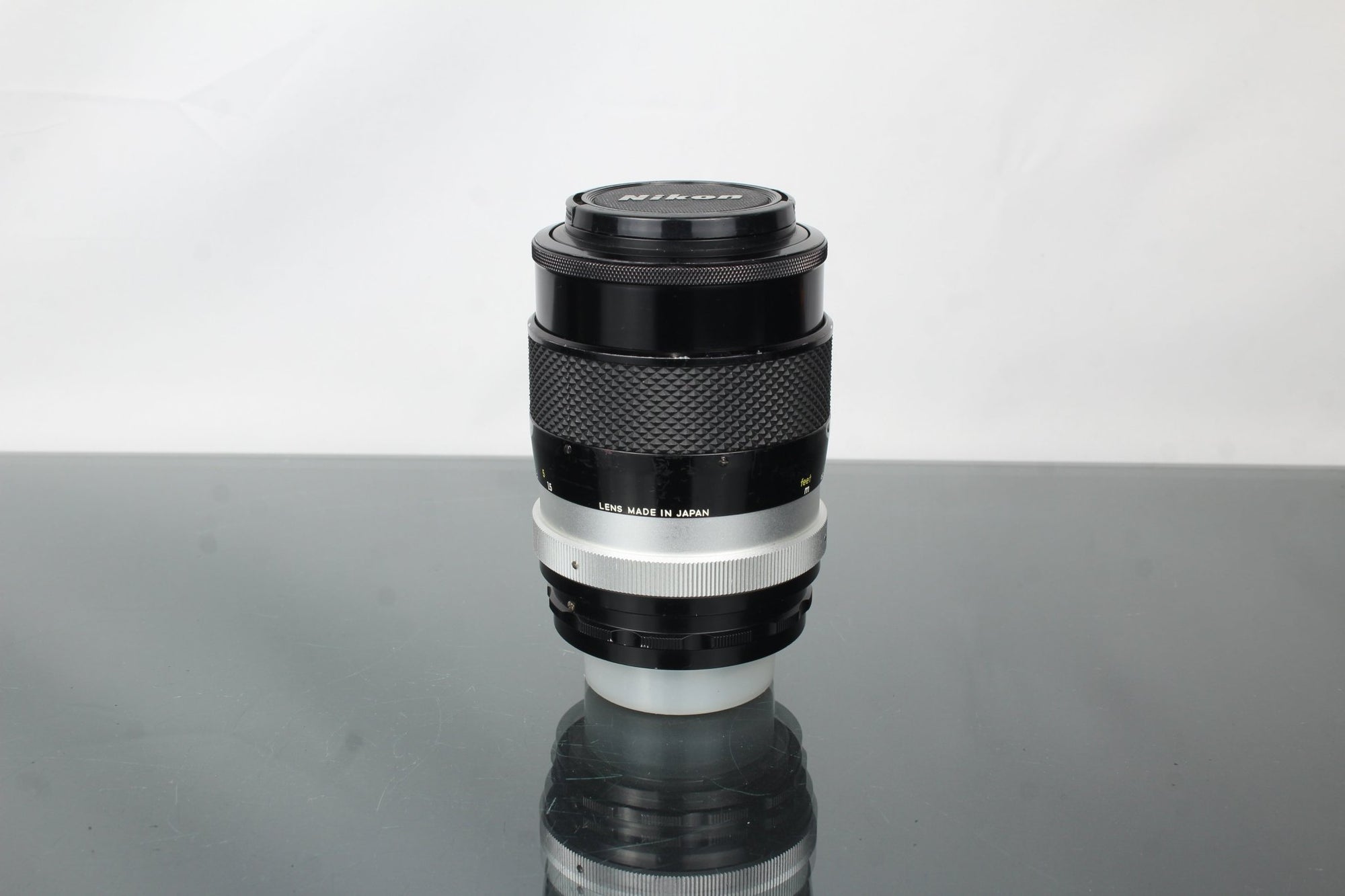 Nikon 1:2.8 F=135mm Nikon F Mount - Dutch|Thrift