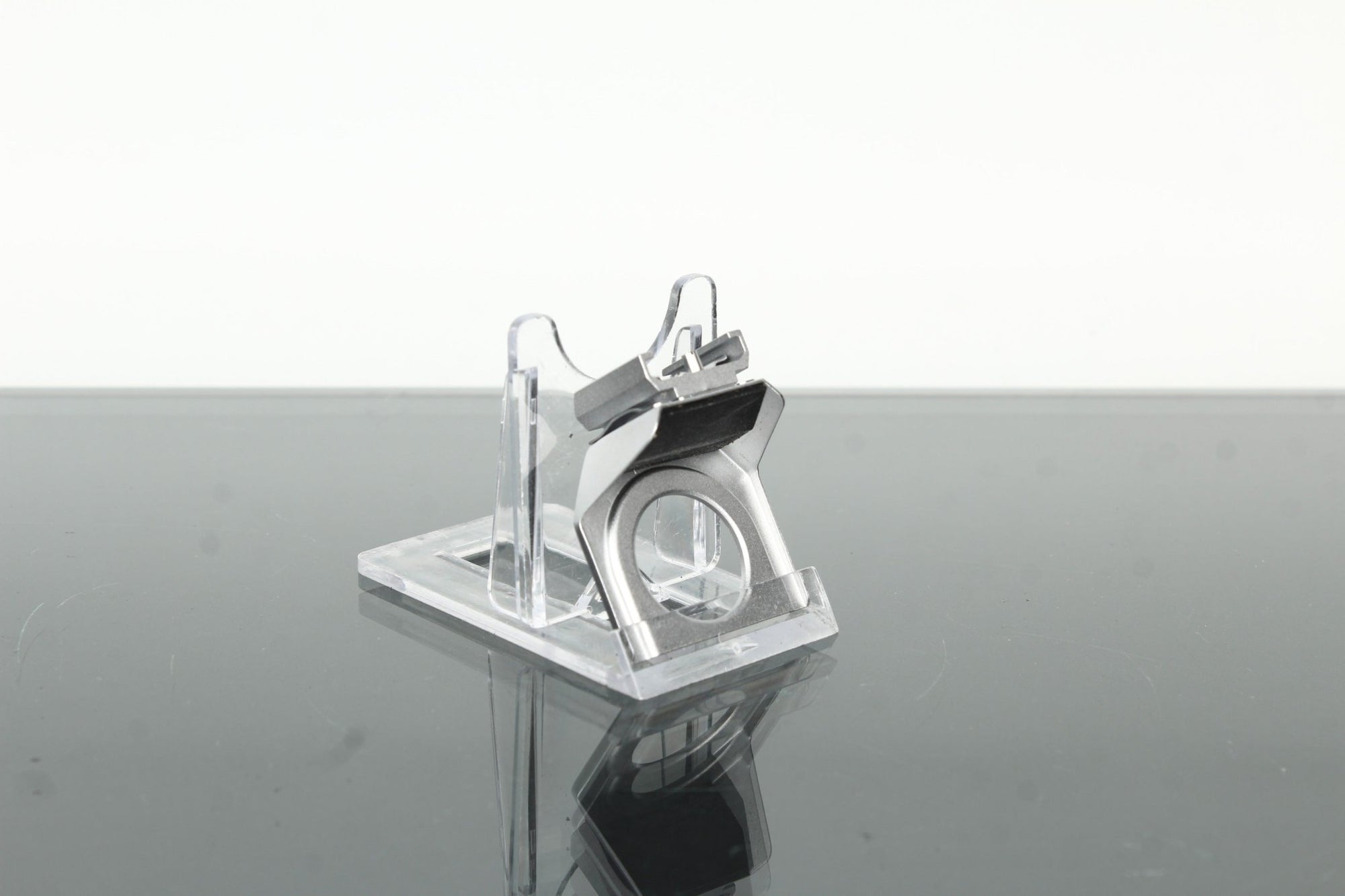 Nikon Accessory Shoe Model 2 for Nikkormat - Dutch|Thrift