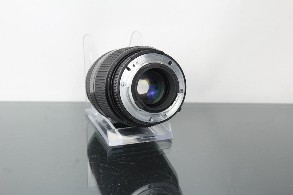 Nikon AF 35 - 70mm 1:2.8 Nikon AF Mount - Dutch|Thrift