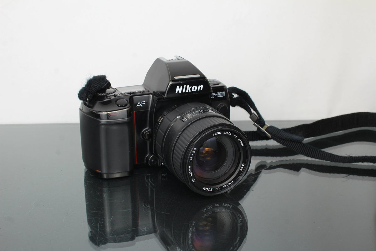 Nikon AF F - 801 + Sigma 28 - 105mm 1:4 - 5,6 lens (Nikon F mount) - Dutch|Thrift