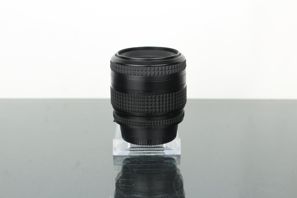 Nikon AF Nikkor 1.4 - 5.6 D 35 - 80mm Nikon AF Mount - Dutch|Thrift